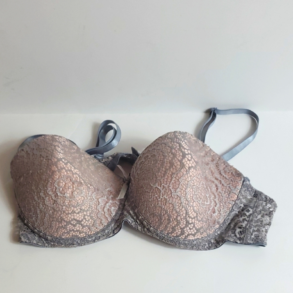 B. Luxe Eegant Lace Women's Bra - Gray and Pink